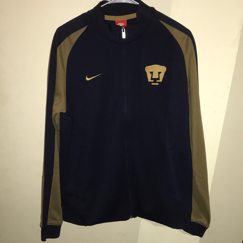Nike N98 Puma’s jacket